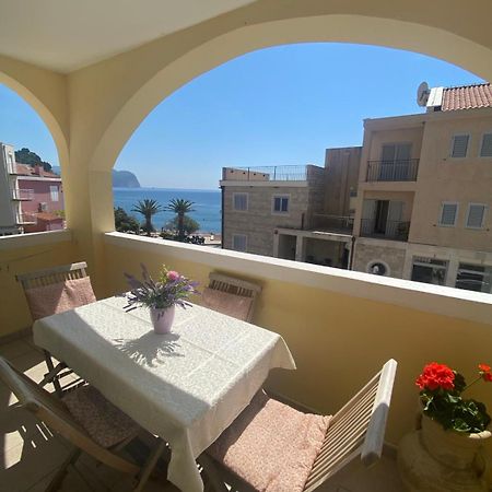 Miomir Perazic Apartments Petrovac Eksteriør billede