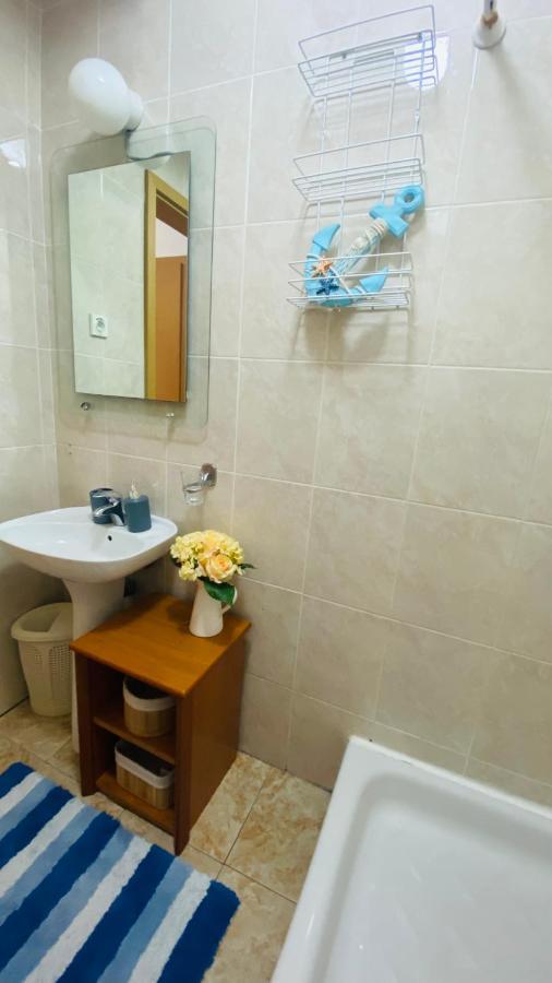 Miomir Perazic Apartments Petrovac Eksteriør billede