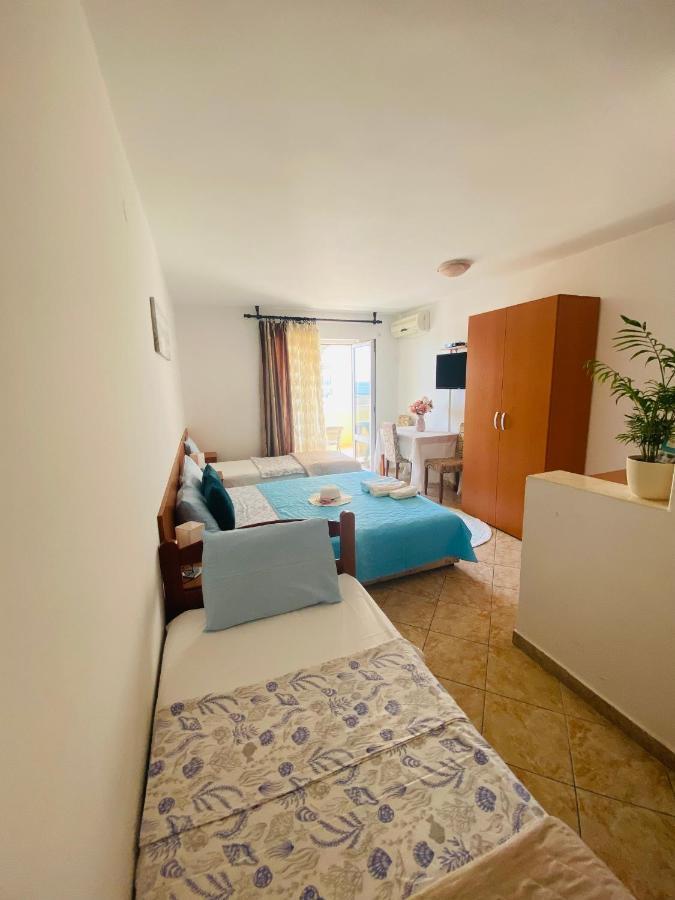 Miomir Perazic Apartments Petrovac Eksteriør billede