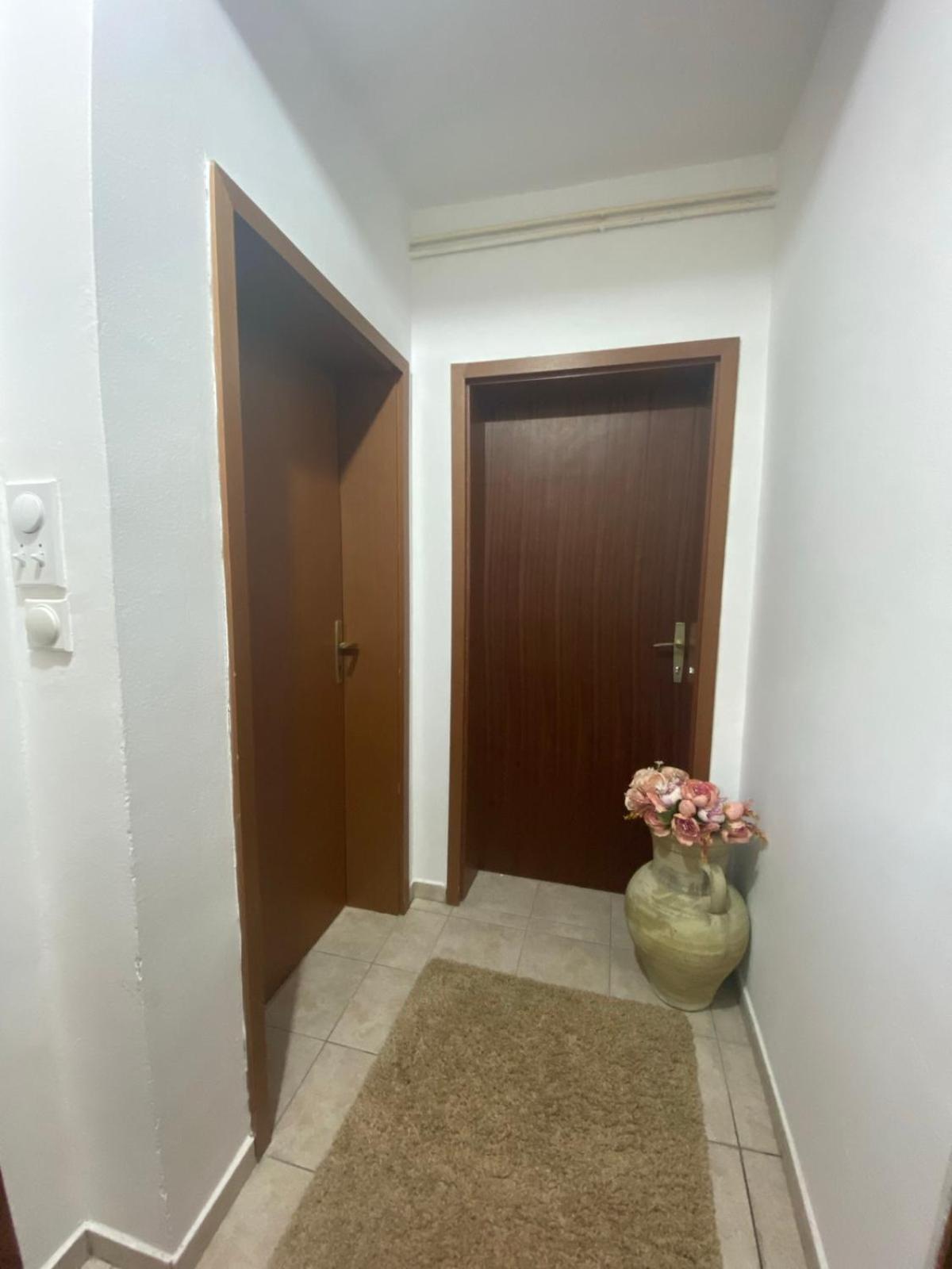 Miomir Perazic Apartments Petrovac Eksteriør billede